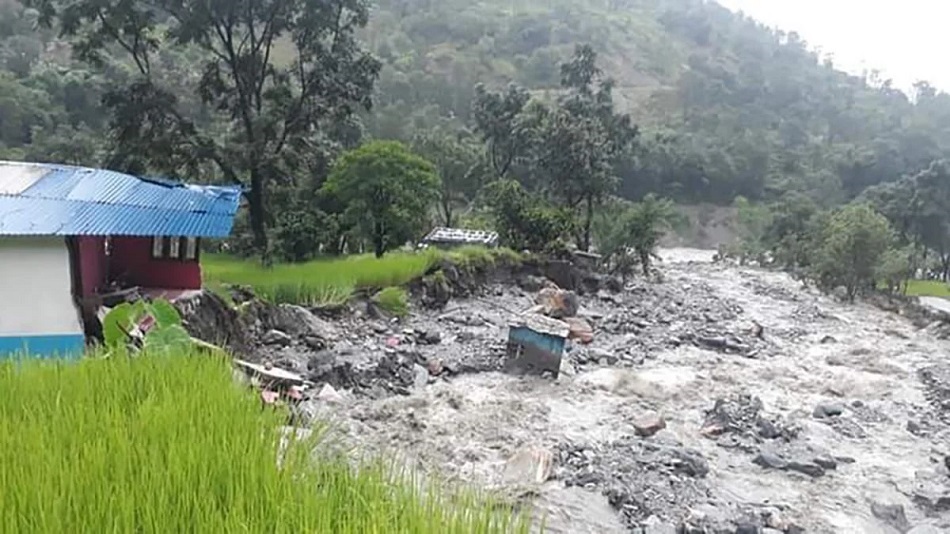 बाढीपहिरोबाट सिन्धुलीको बितीजोरका ३१ घरमा क्षति